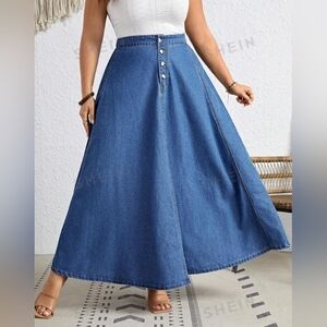 ✨NWOT✨ Long Denim Skirt